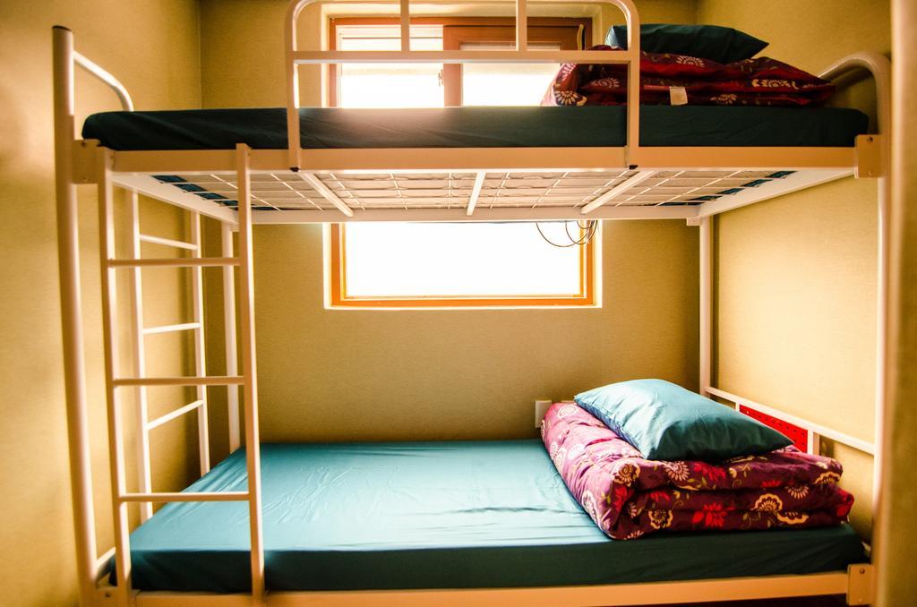 Kimchee Sinchon Guesthouse Seoul Bilik gambar